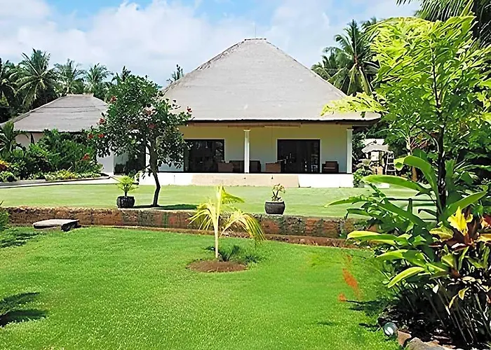 فندق Paradise 4*