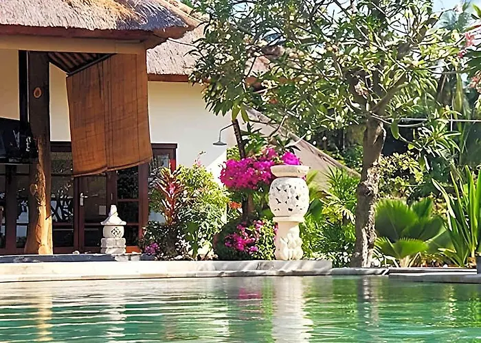 فندق Paradise Bukti
