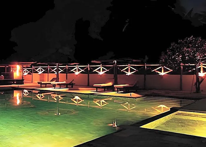 فندق Paradise 4*